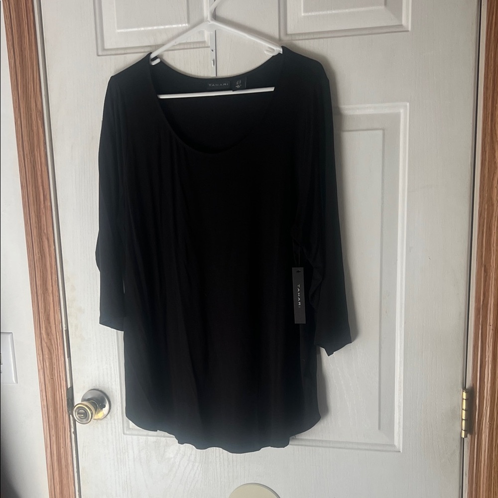 Focus 2000 Elegant Black Long Sleeve Top